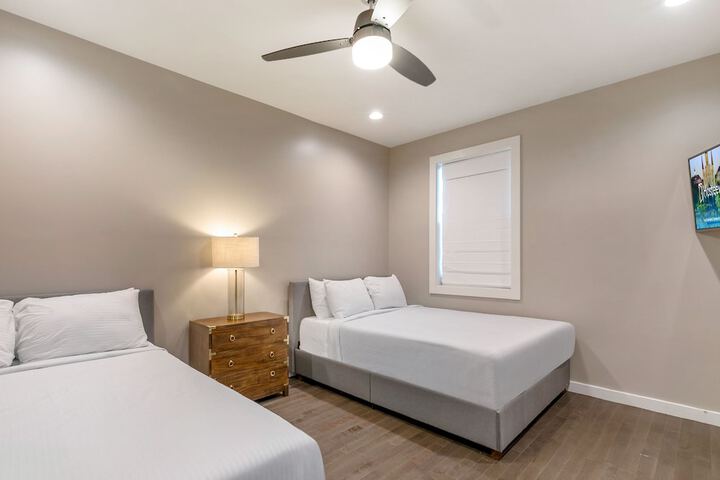 Room 8 of 55