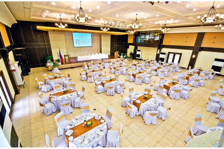 Ballroom/Hall 57 of 64