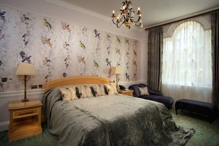 Room 17 of 59