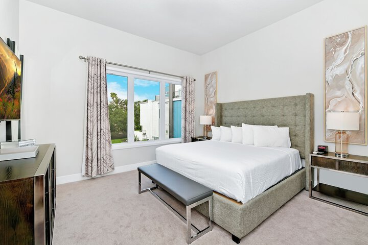 Room 22 of 216
