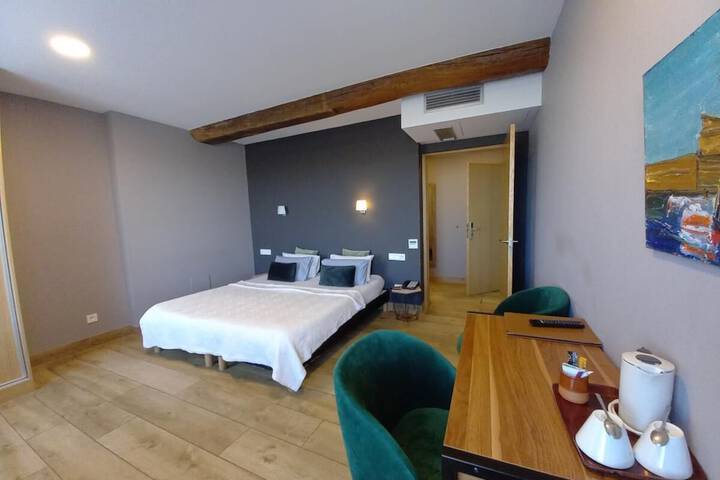 Room 56 of 91