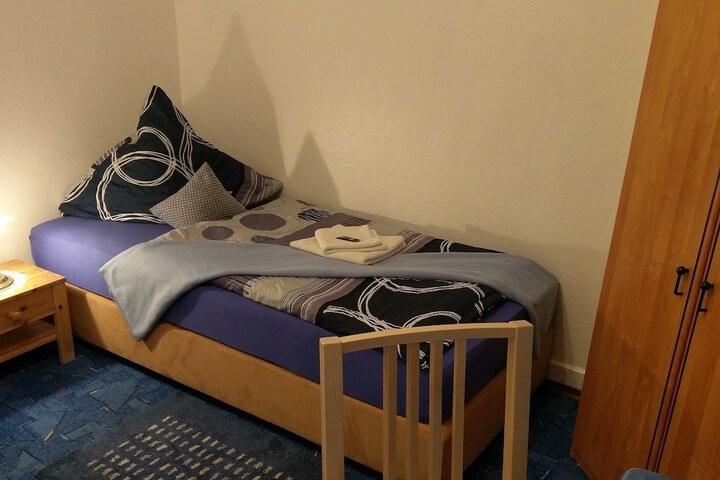 Room 5 of 14