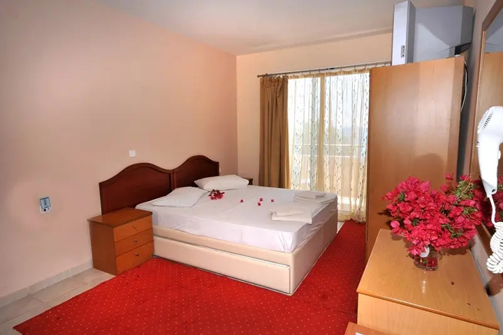 Room 3 of 15