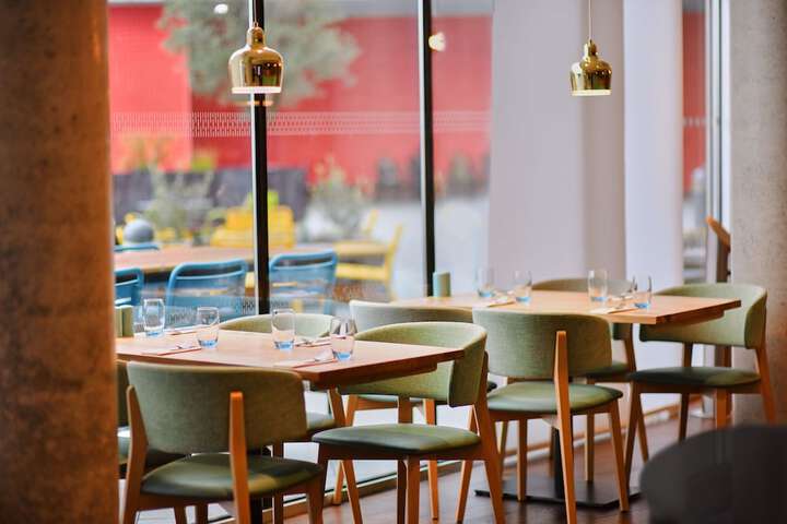 Dining 56 of 135