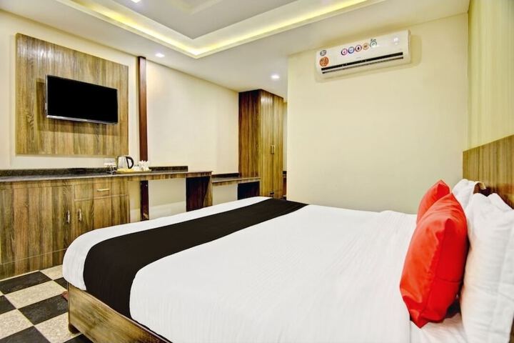 Room 18 of 81
