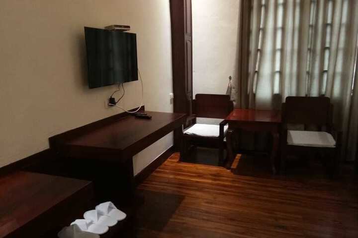 Room 20 of 28