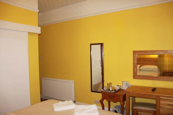 Room 41 of 81