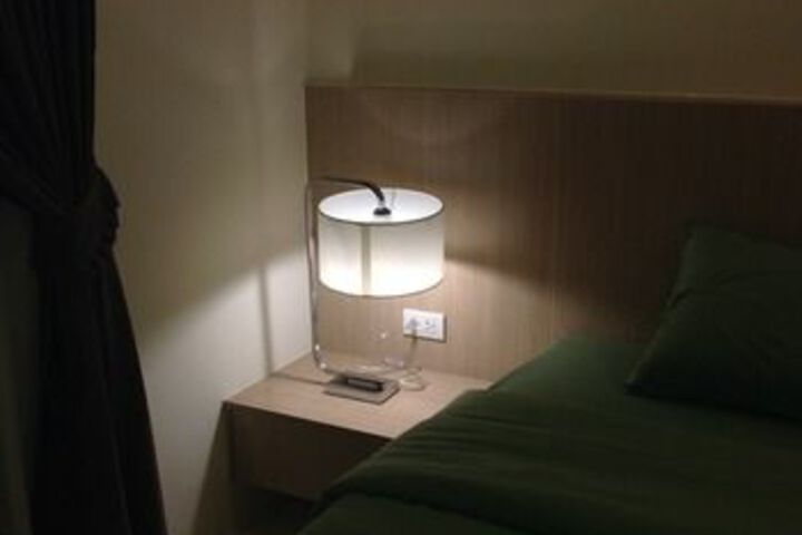 Room 14 of 28