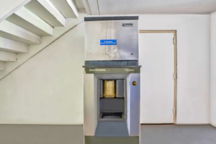 Hotel Interior 35 of 40