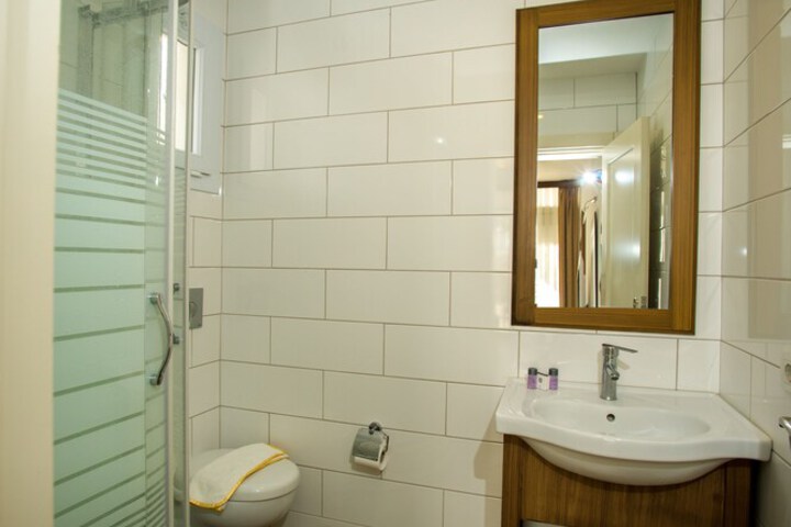 Bathroom Interior Photo