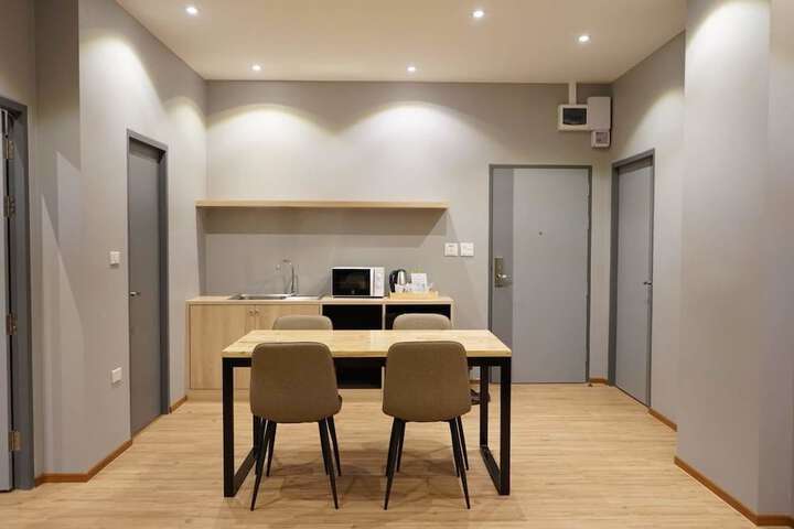 Room 30 of 61