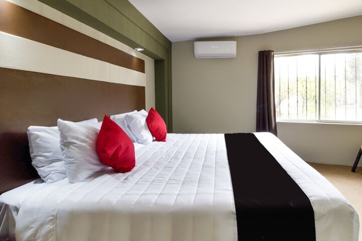 Room 8 of 42