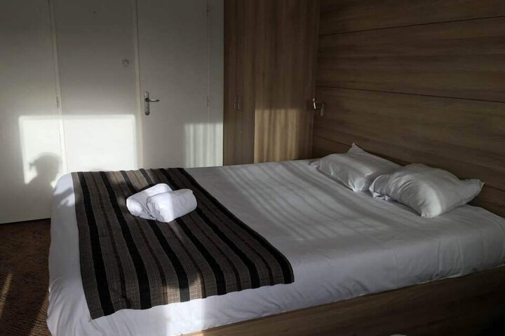 Room 5 of 23