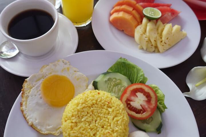 Breakfast/Coffee Service 108 of 132