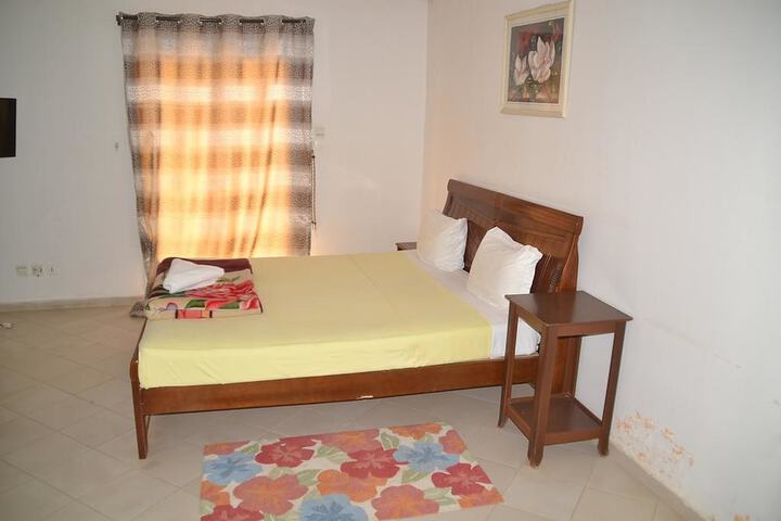 Room 22 of 109