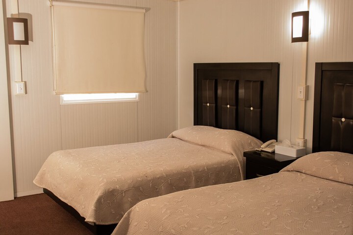 Room 16 of 39