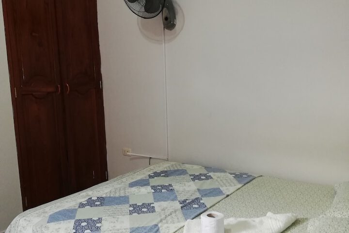 Room 11 of 23