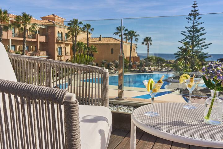 Pool Hotel