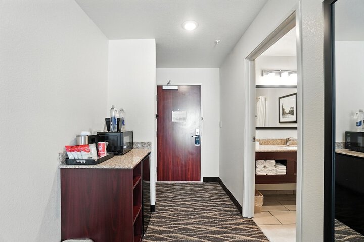 Room 35 of 109
