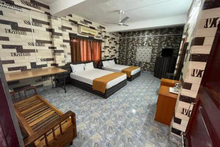 Hotel Rajadeepam