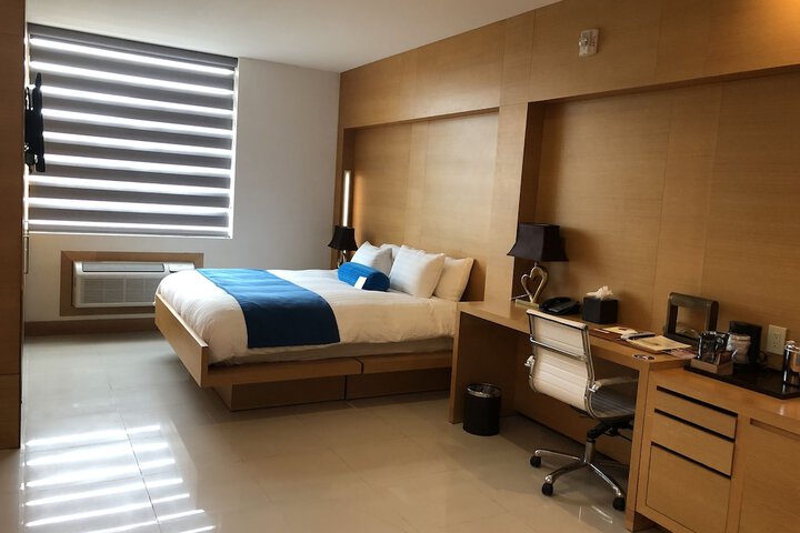 Room 13 of 60