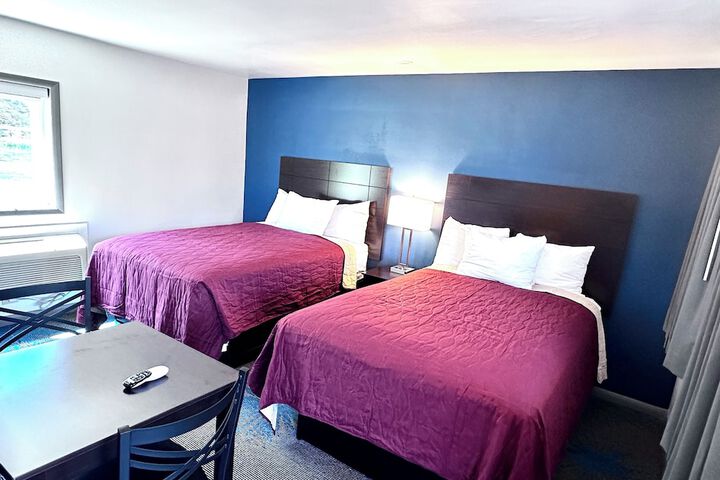 Room 7 of 25