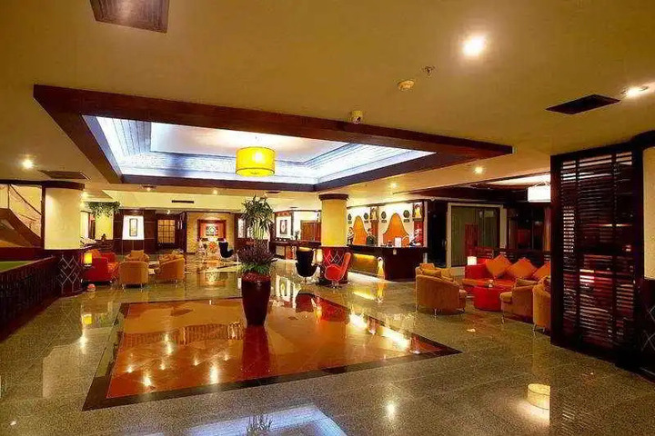 RAJA BURI