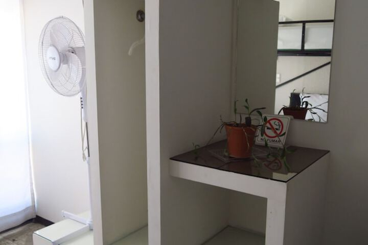 Room 4 of 11