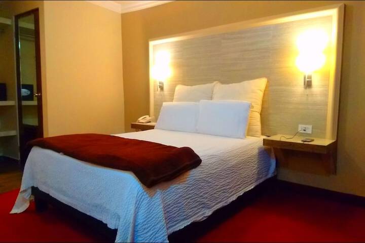 Room 18 of 38