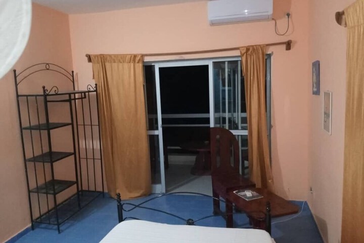 Room 18 of 49