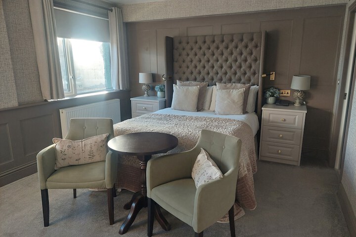 Room 38 of 104
