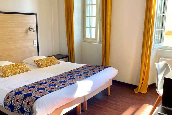 Room 7 of 20