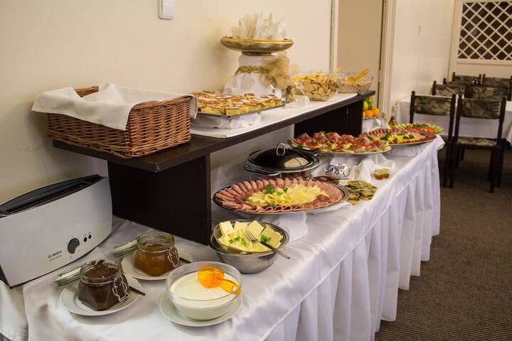 Breakfast buffet