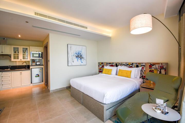Room 20 of 99