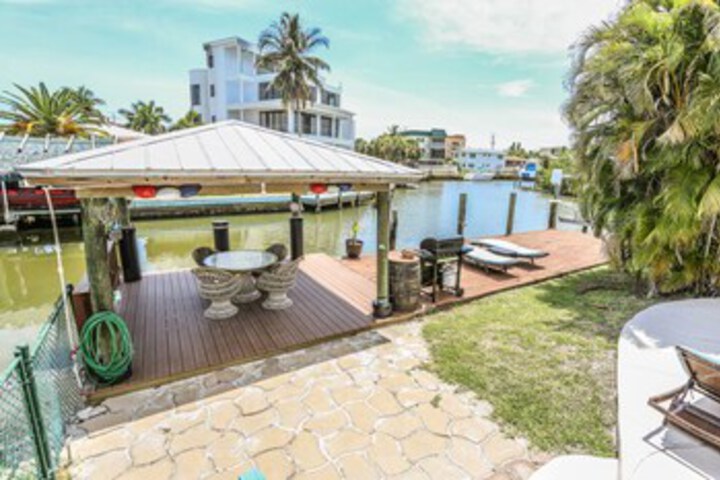 Terrace/Patio 2 of 21