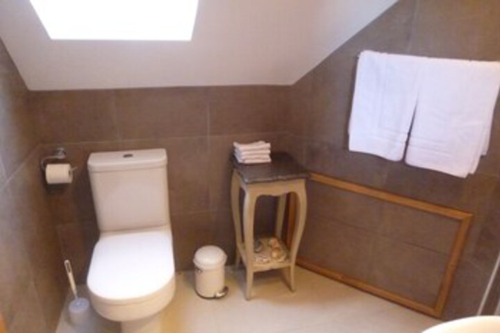 Room 3 of 58