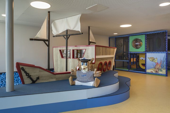 Children's play area - indoor