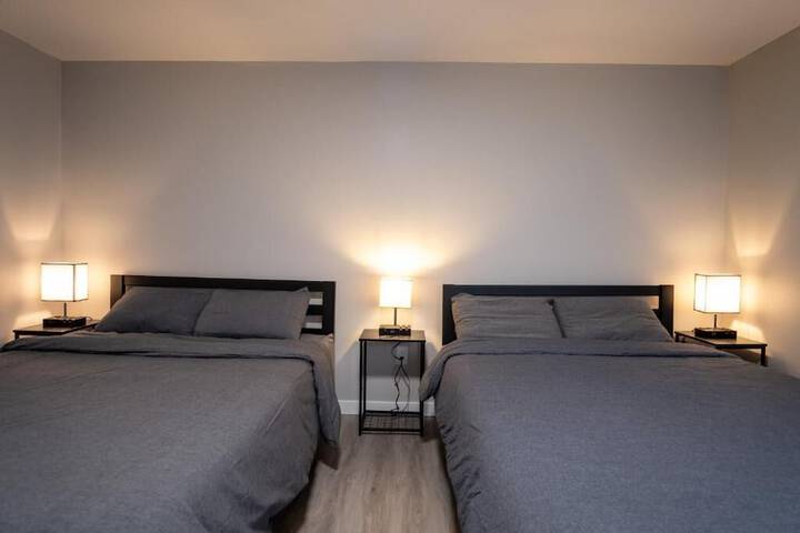 Room 9 of 29