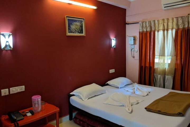 Room 8 of 29