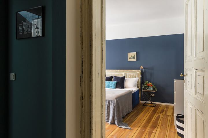 Room 30 of 99