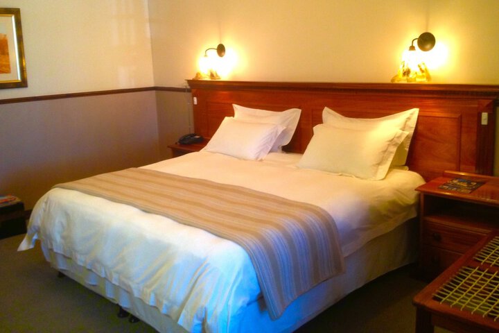 Room 5 of 33