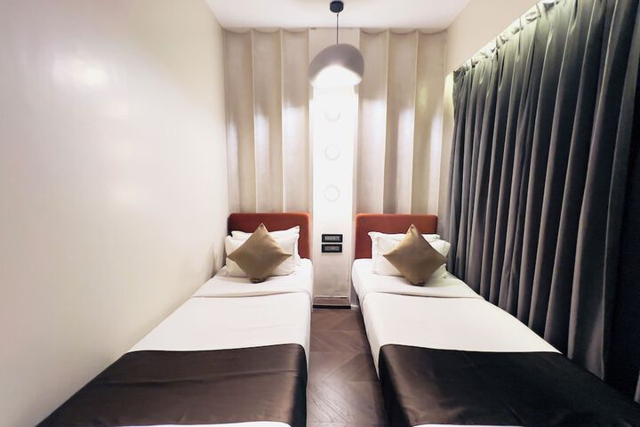 Room 19 of 58