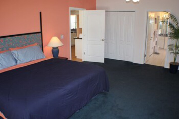 Room 15 of 19