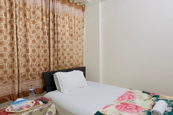Room 19 of 29