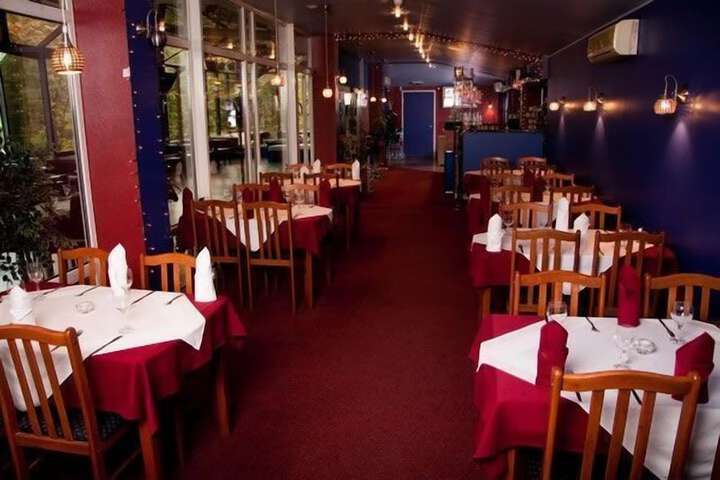 Dining 55 of 71