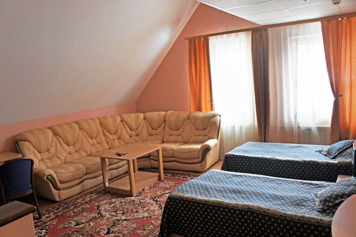 Room 17 of 62
