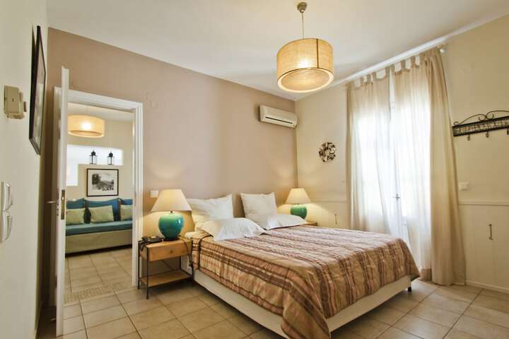 Room 12 of 67