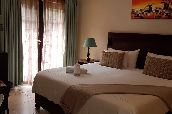 Room 8 of 36