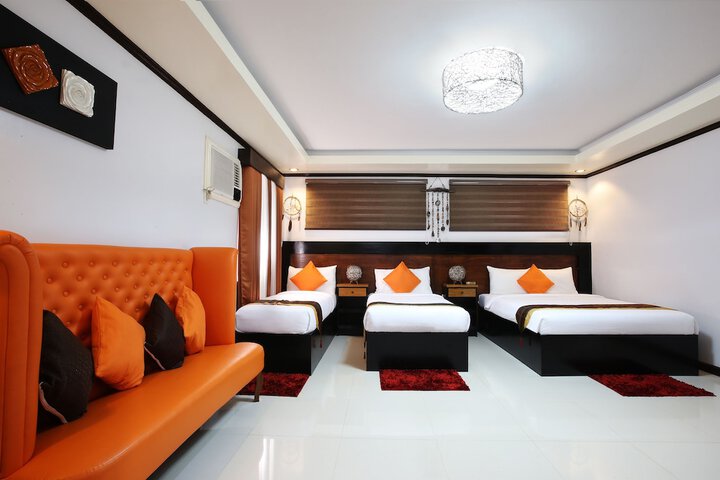 Room 11 of 42