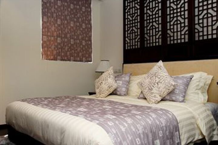 Room 5 of 35